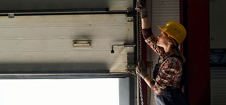 Addressing Common Garage Door Stoppage Issues in Ensley, FL